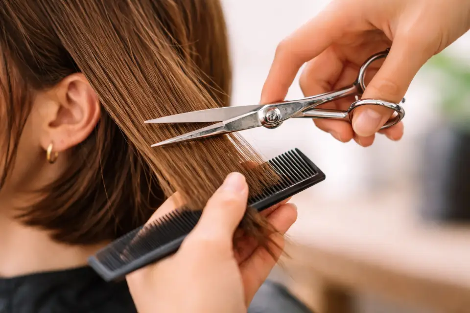 Coupe courte femme